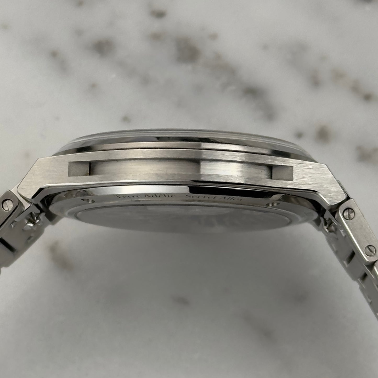 Czapek Antarctique Terre Adélie Secret Alloy | One of 99