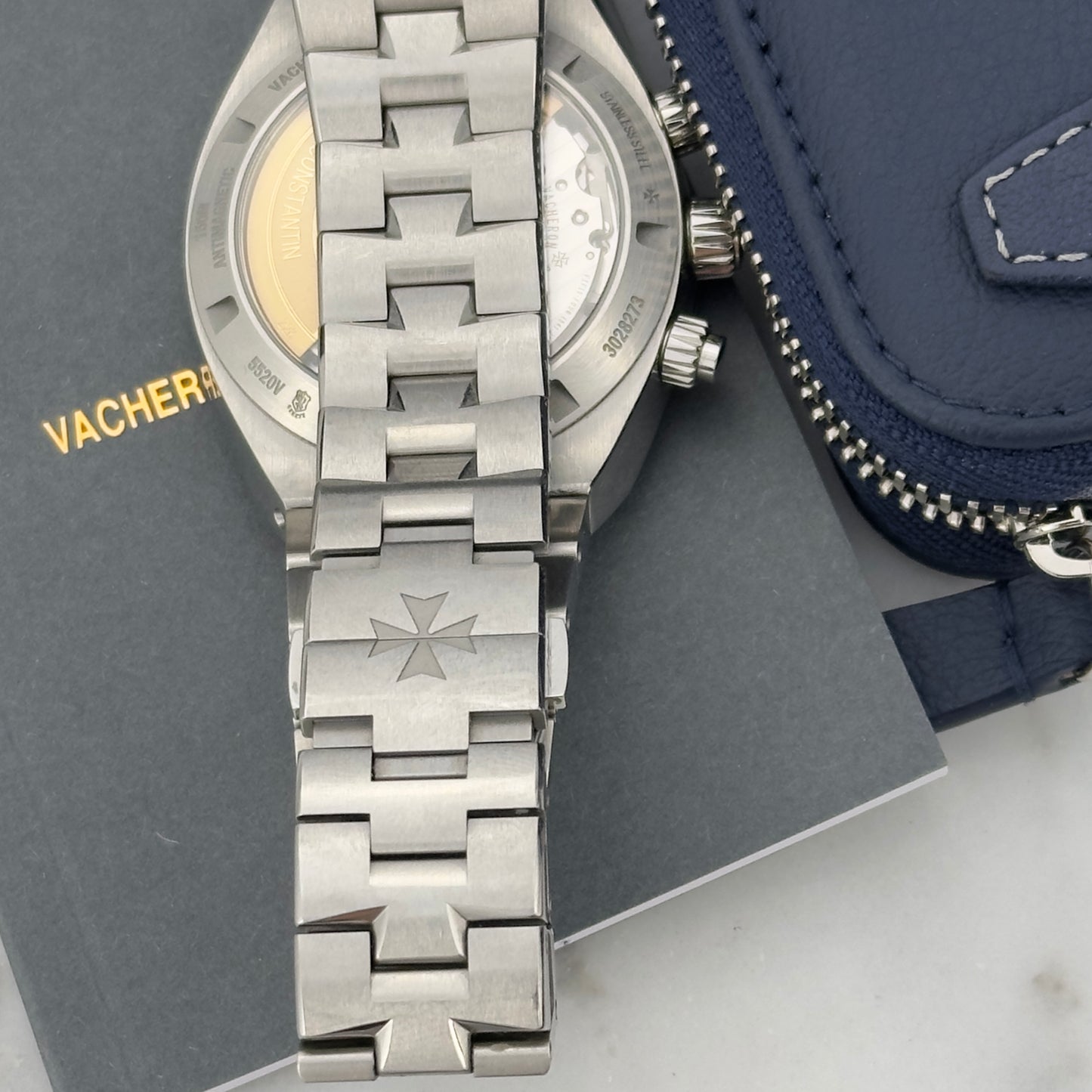 2025 Vacheron Constantin Overseas | 5520V/210A-B148