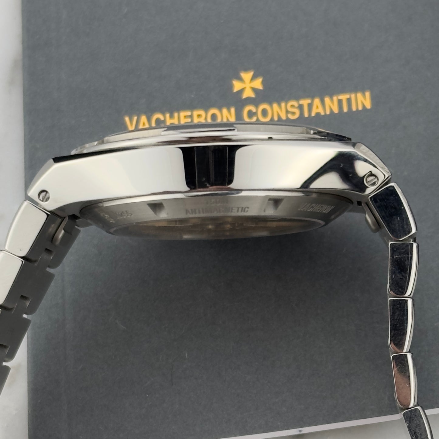 2025 Vacheron Constantin Overseas | 5520V/210A-B148