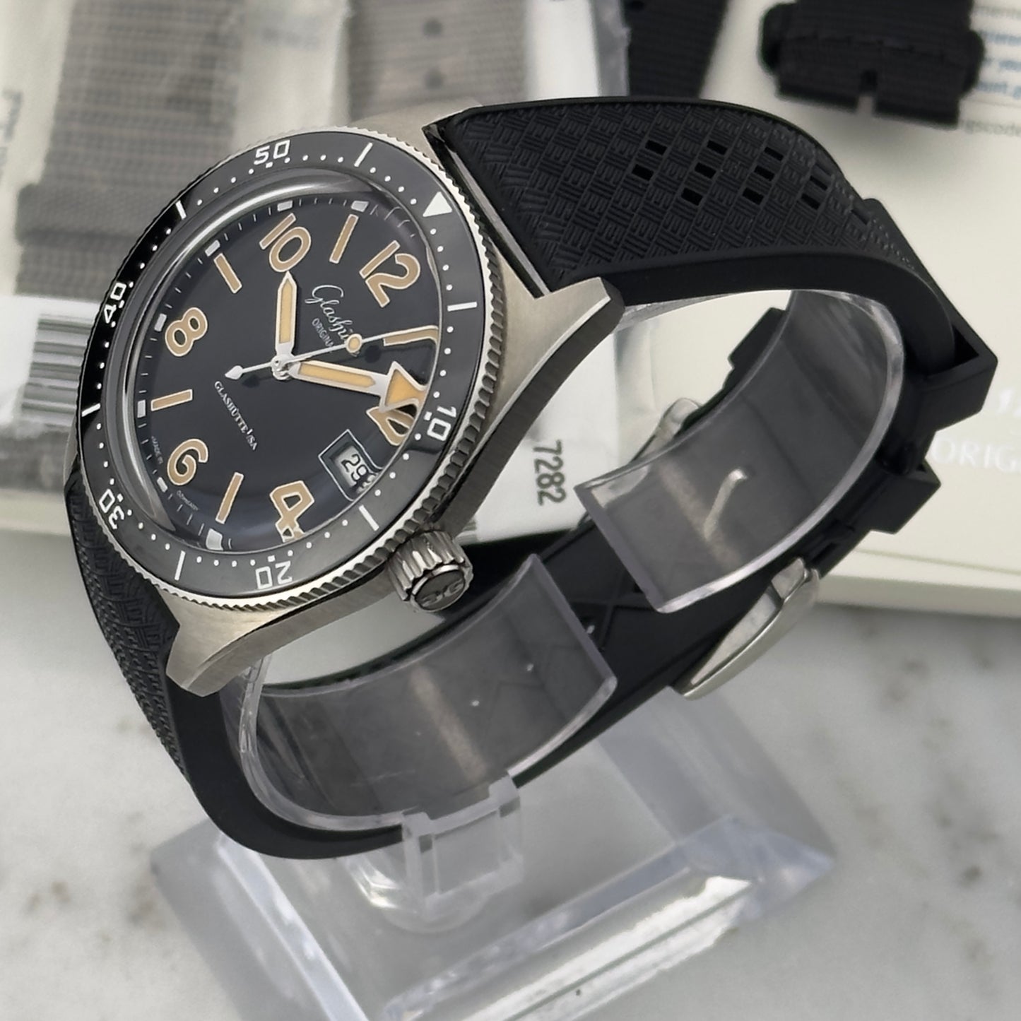 2025 Glashütte Original SeaQ | 1-39-11-06-80-33 | Full Set