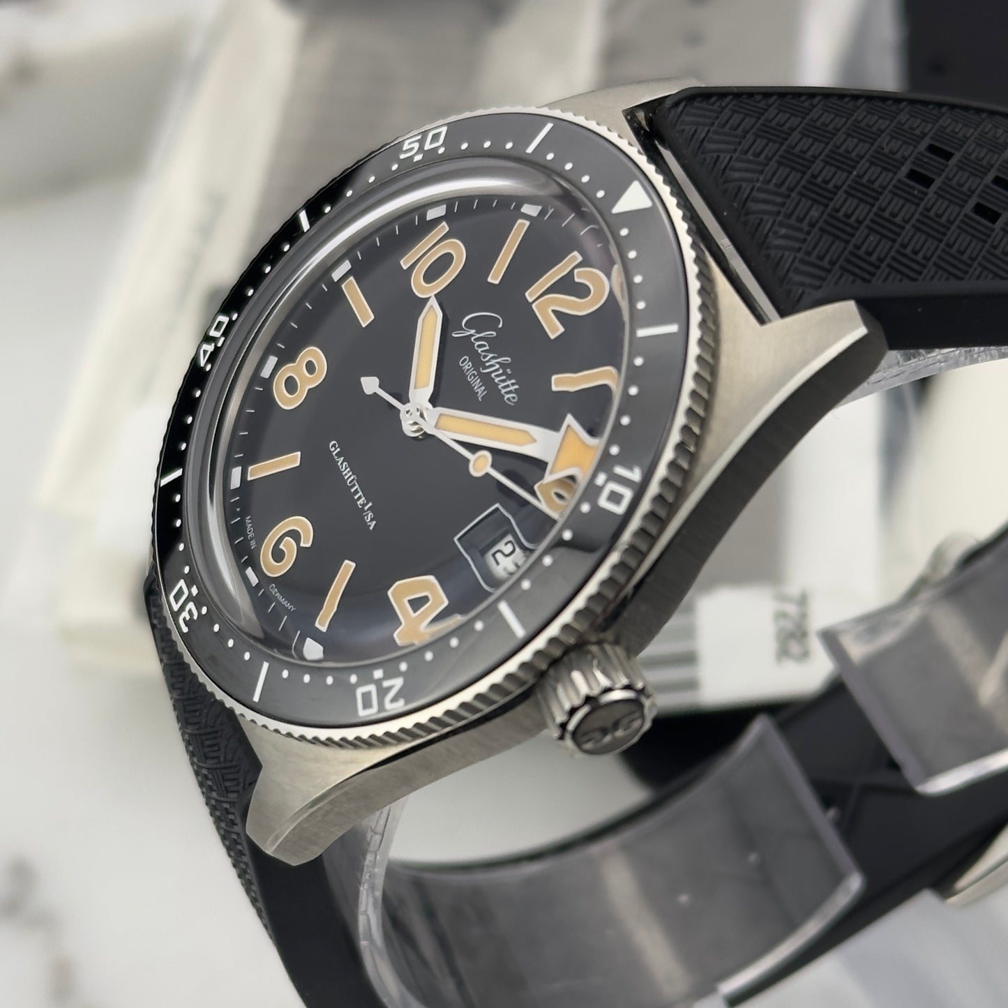 2025 Glashütte Original SeaQ | 1-39-11-06-80-33 | Full Set