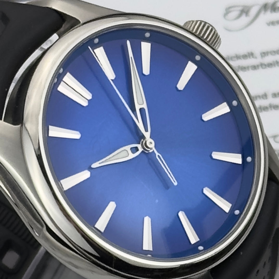2024 H. Moser & Cie Pioneer 40 Arctic Blue | 3200-1217 | Full Set
