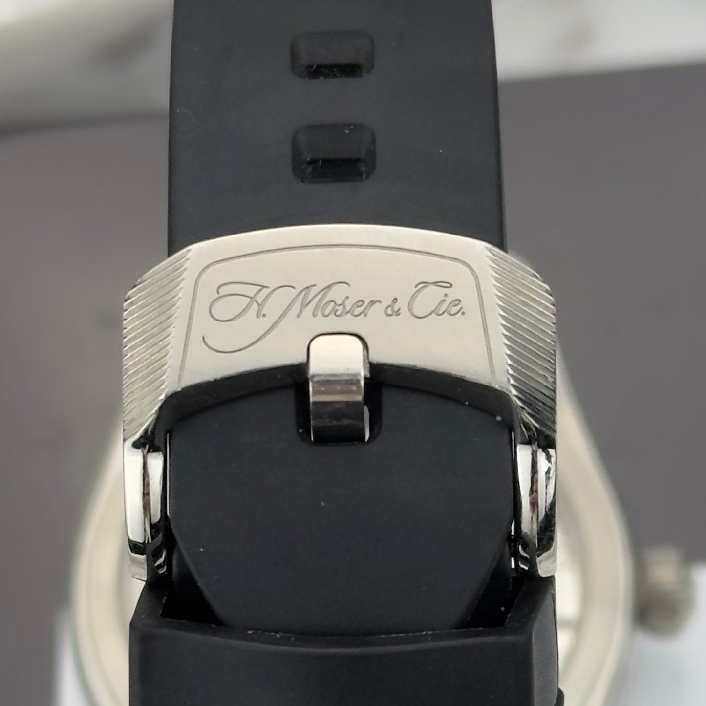 2024 H. Moser & Cie Pioneer 40 Arctic Blue | 3200-1217 | Full Set