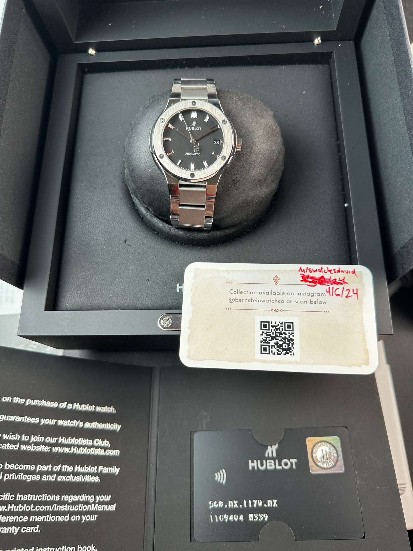 Hublot Classic Fusion Black Watch - 568.NX.1170.NX 38mm titanium full set