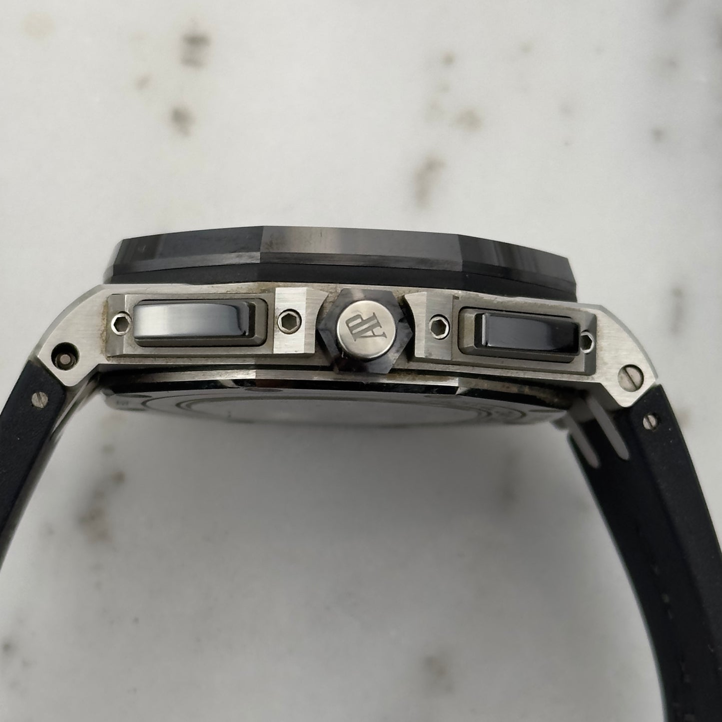 Audemars Piguet Royal Oak Offshore Chronograph | 26400SO.OO.A002CA.01 "Panda"