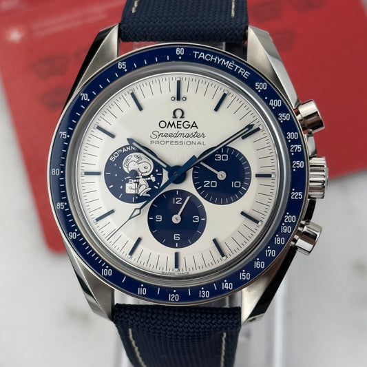 2021 Omega Speedmaster "Silver Snoopy Award" 50th Anniversary | 310.32.42.50.02.001 | Full Set