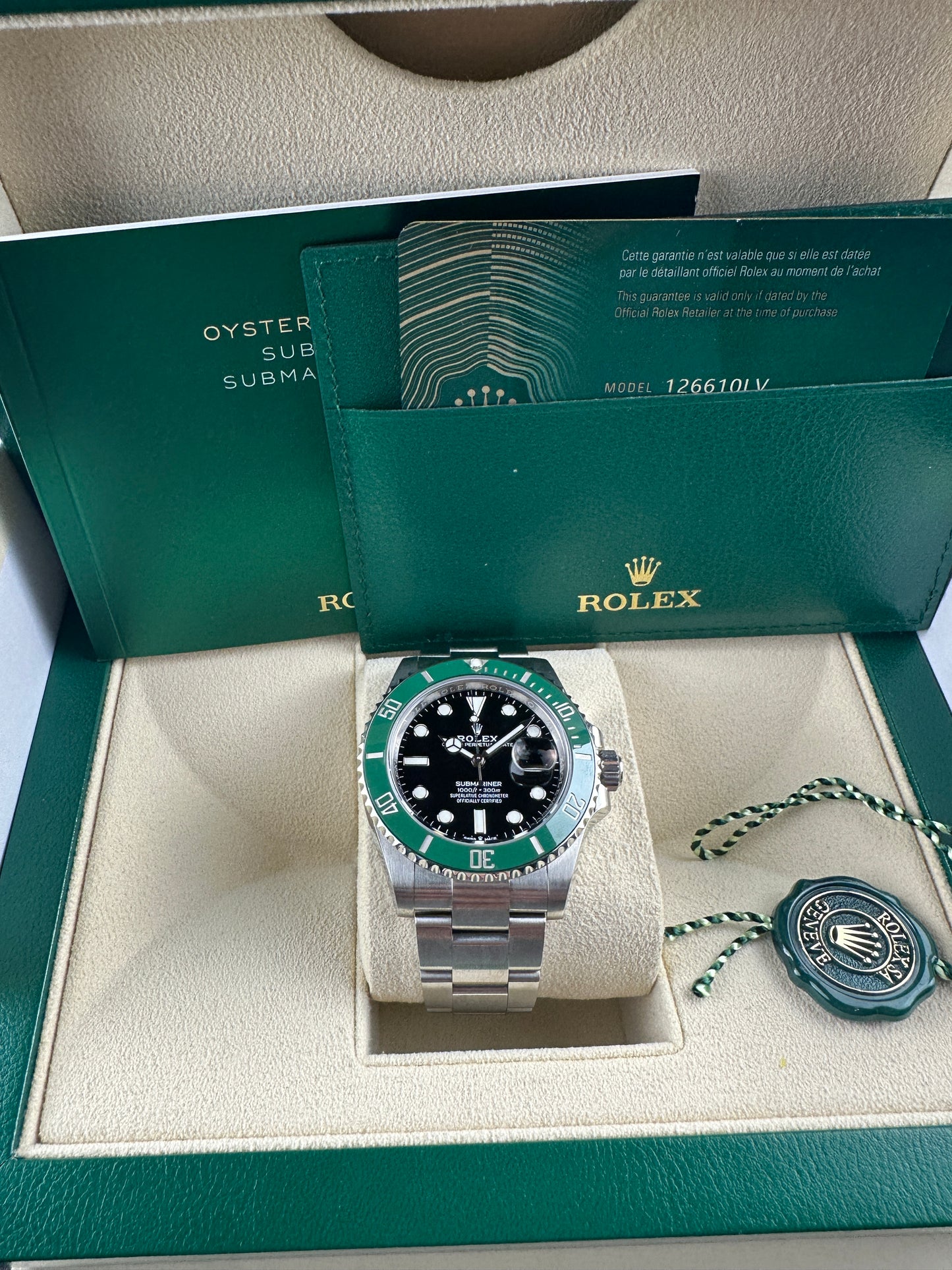 2021 Rolex Submariner 126610LV "Starbucks" full kit