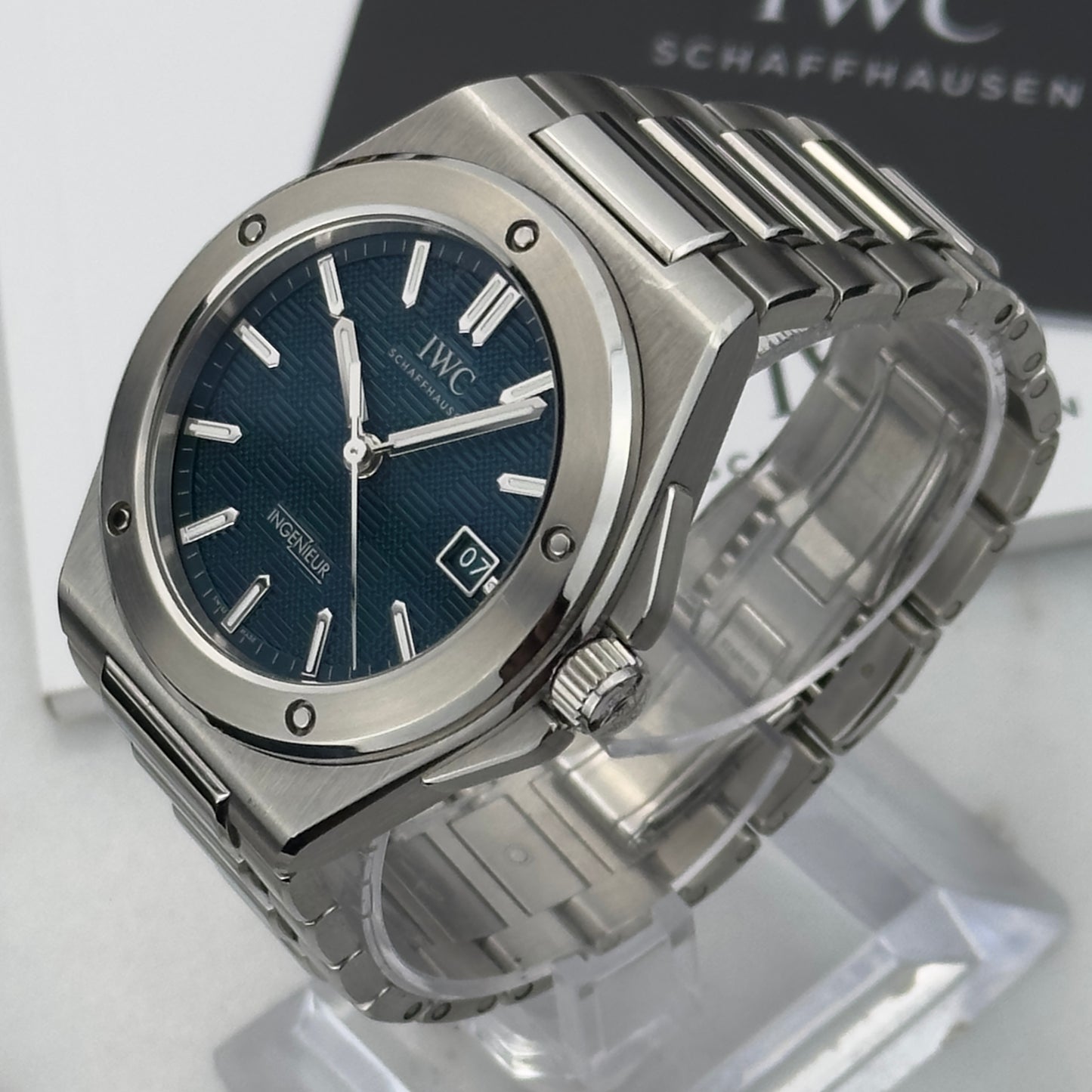 2024 IWC Ingenieur Aqua Dial | IW328903 | Full Set