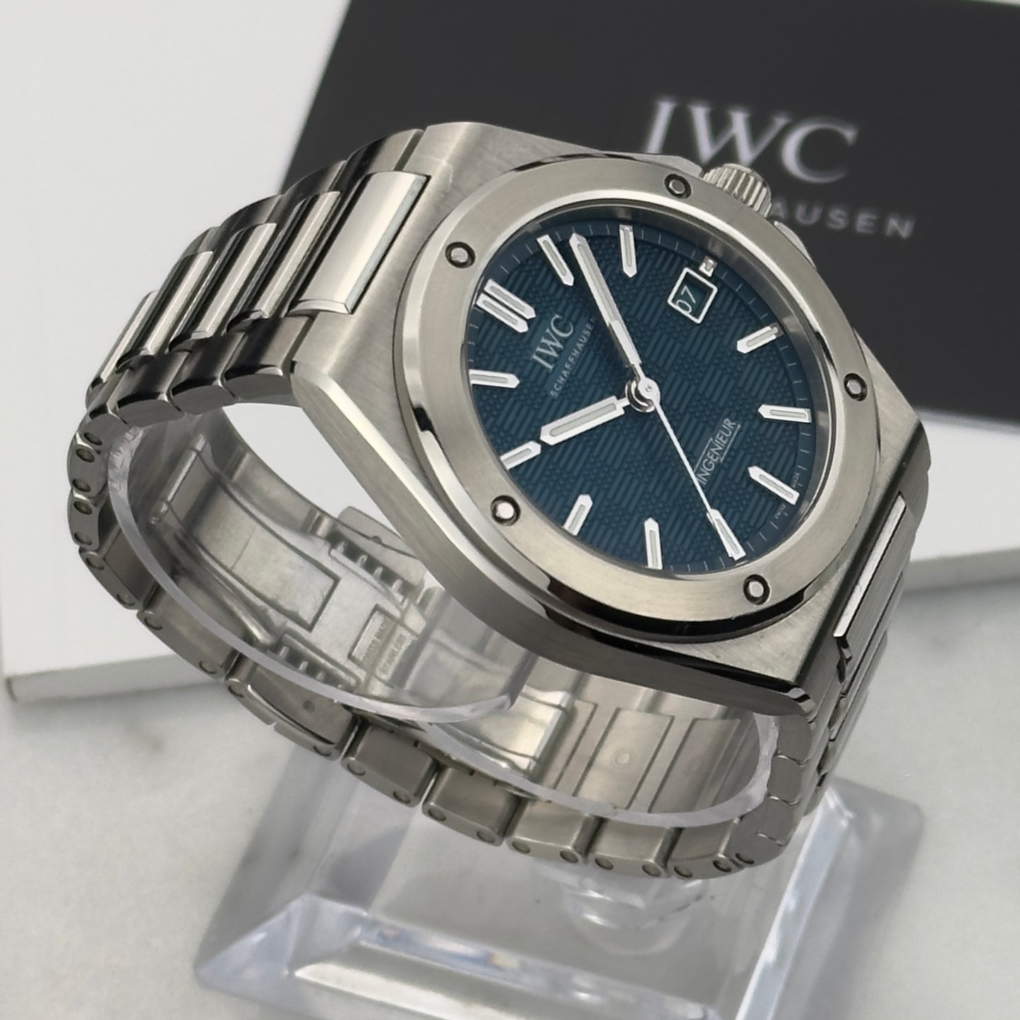 2024 IWC Ingenieur Aqua Dial | IW328903 | Full Set