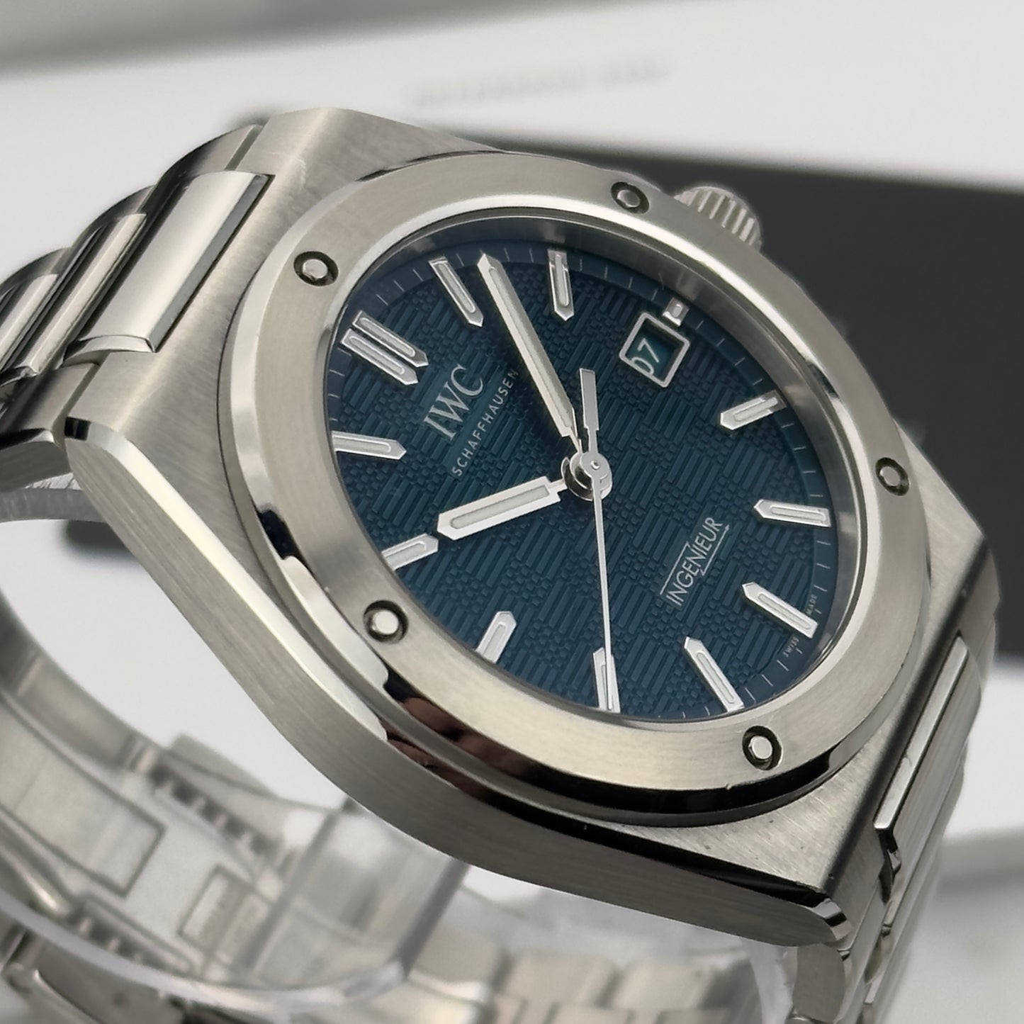 2024 IWC Ingenieur Aqua Dial | IW328903 | Full Set