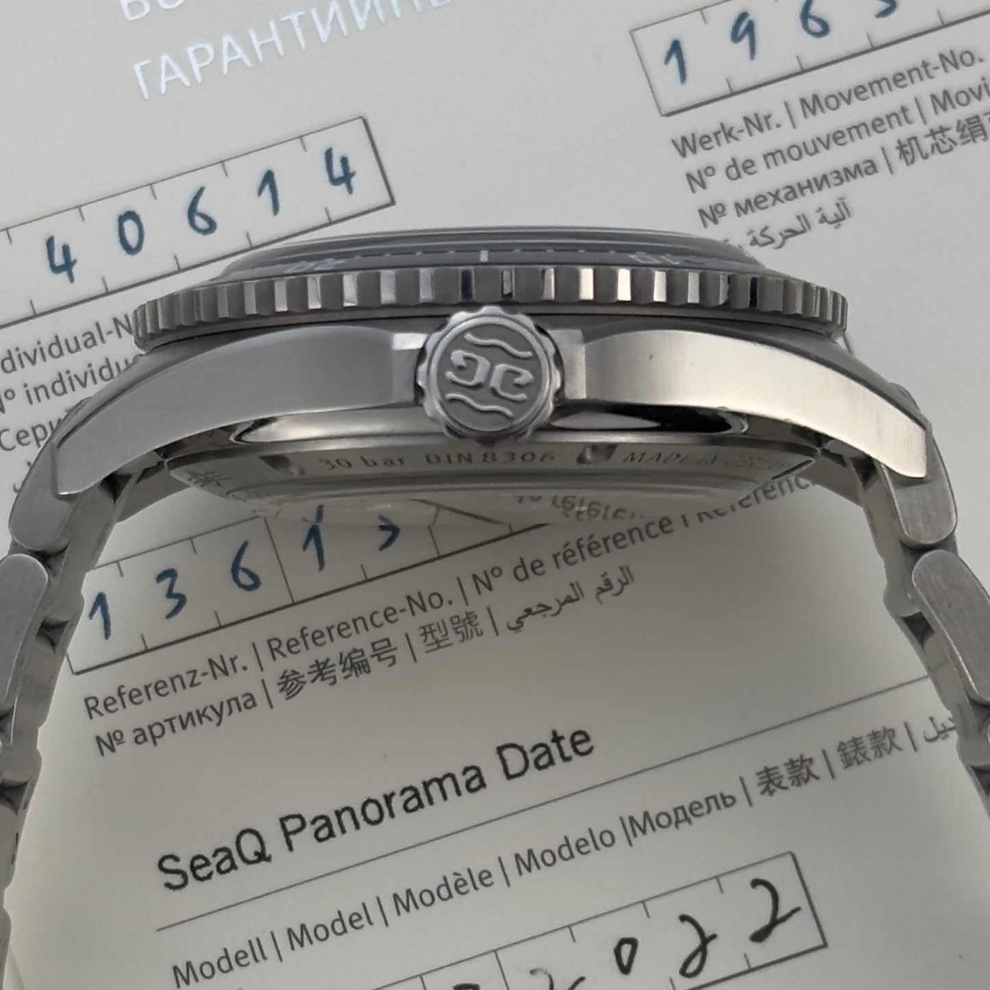 2022 Glashütte Original SeaQ Panorama Date |  | Full Set