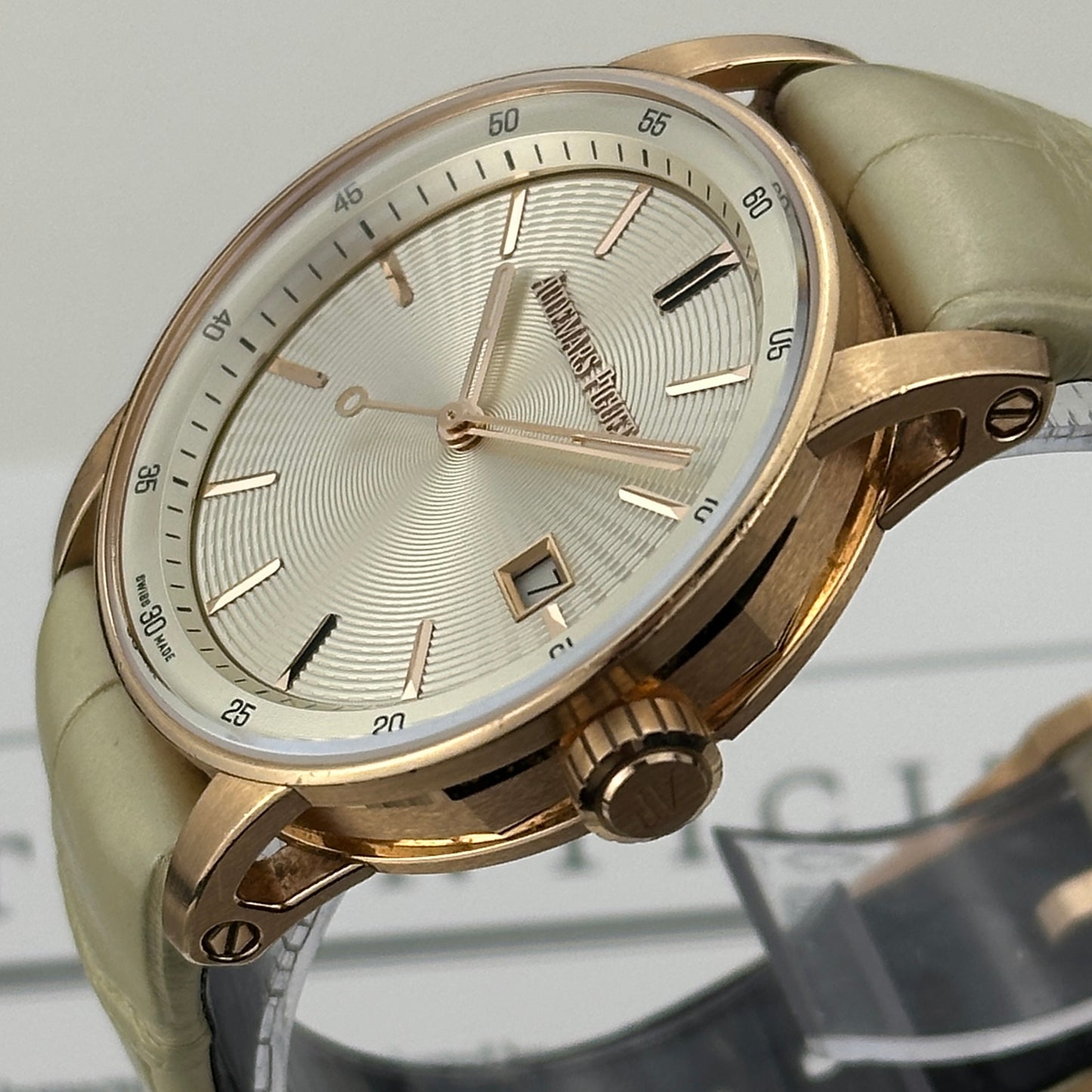 Audemars Piguet Code 11.59 38 Rose Gold | 77410OR.OO.A825CR.01