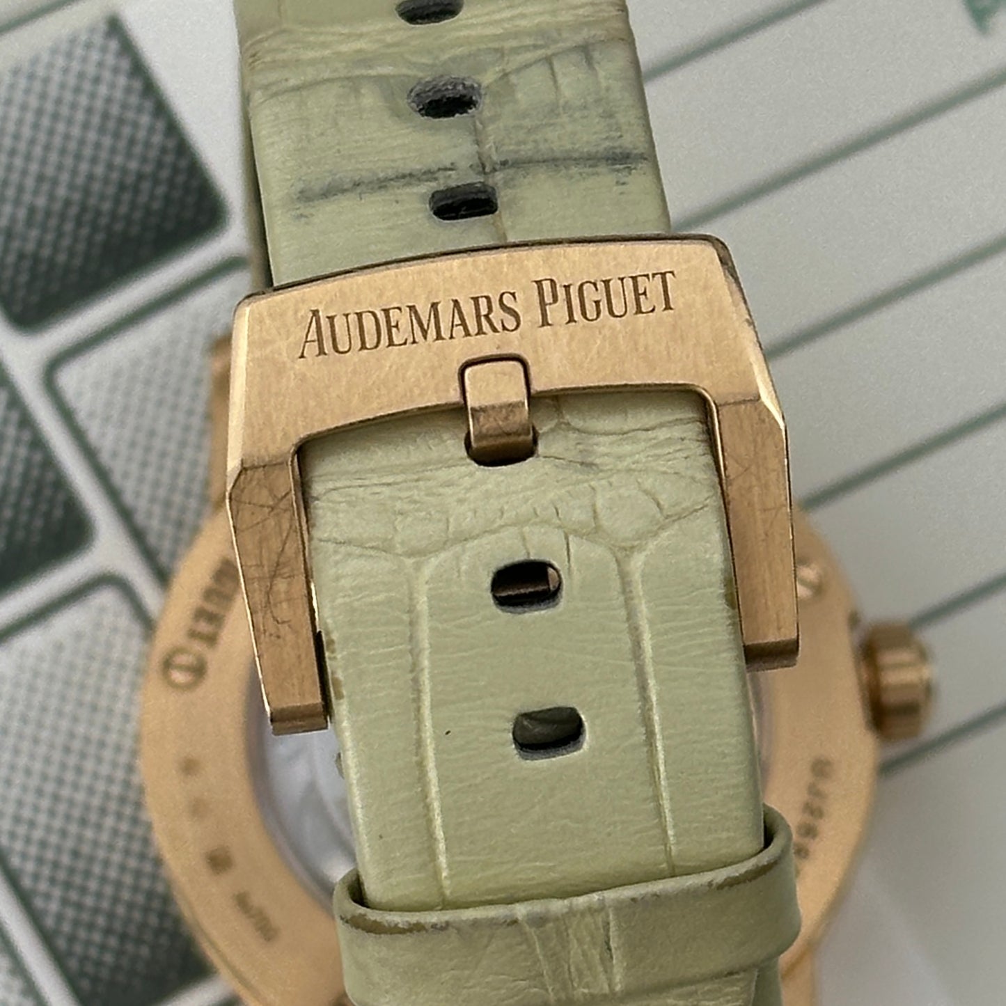Audemars Piguet Code 11.59 38 Rose Gold | 77410OR.OO.A825CR.01