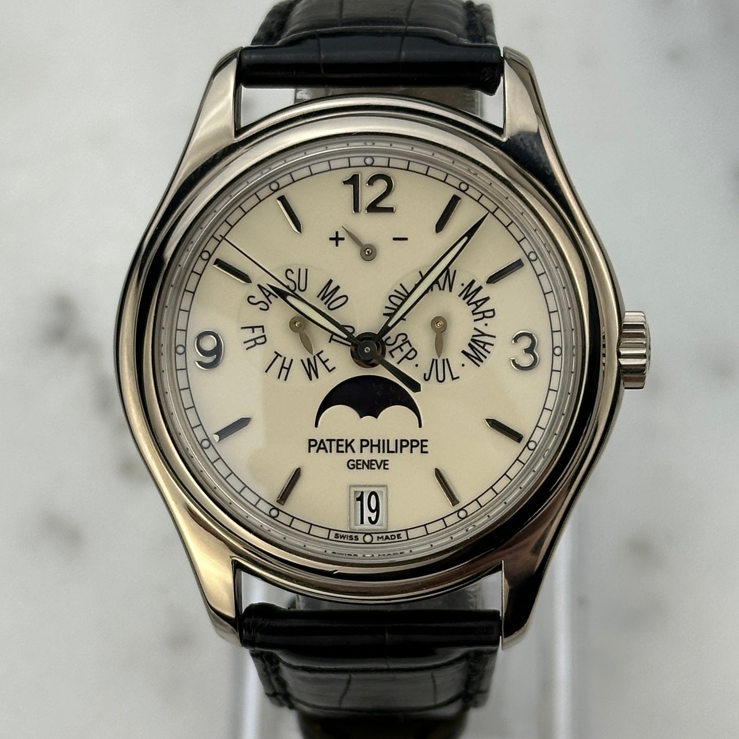 Patek Philippe Annual Calendar | 5146G-001