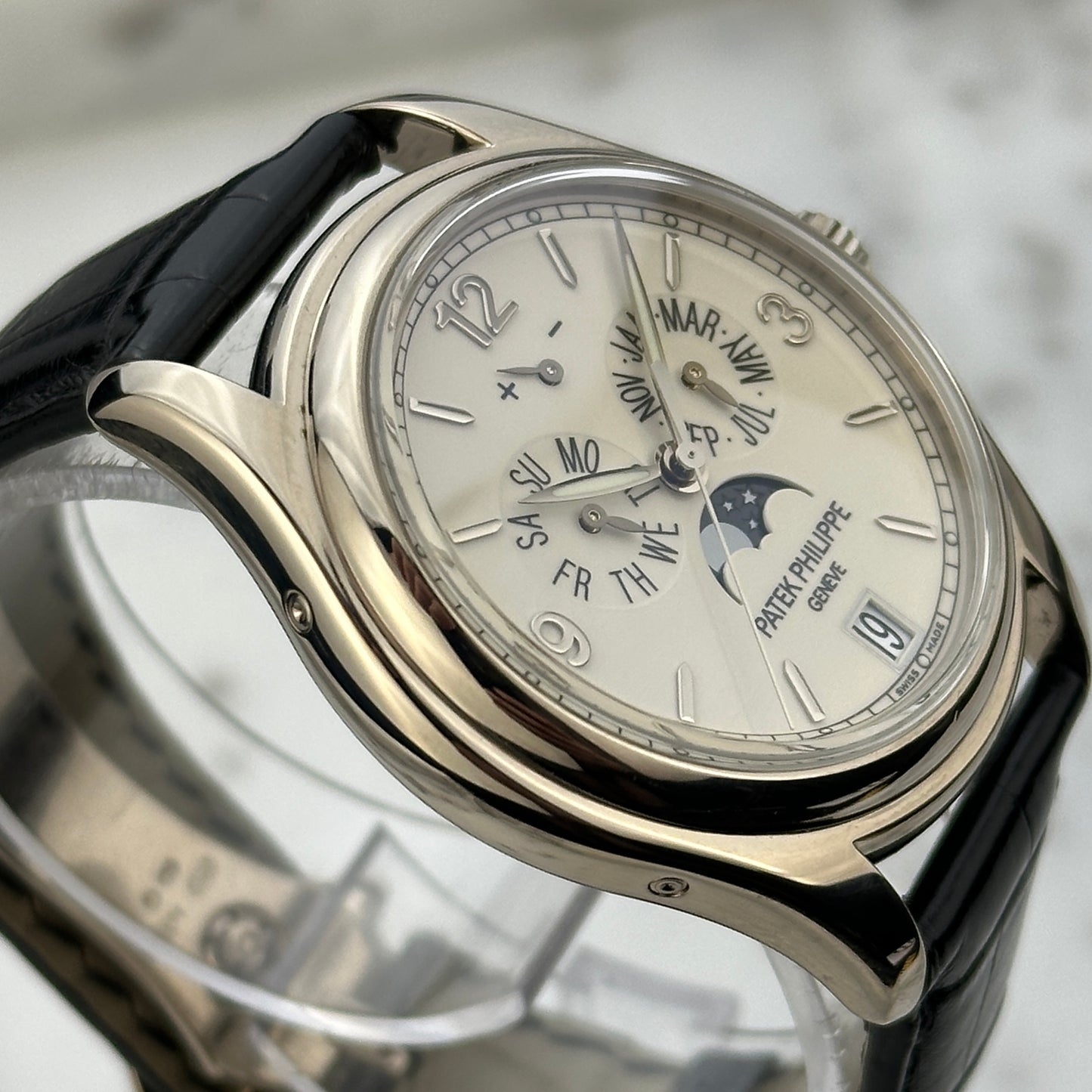 Patek Philippe Annual Calendar | 5146G-001