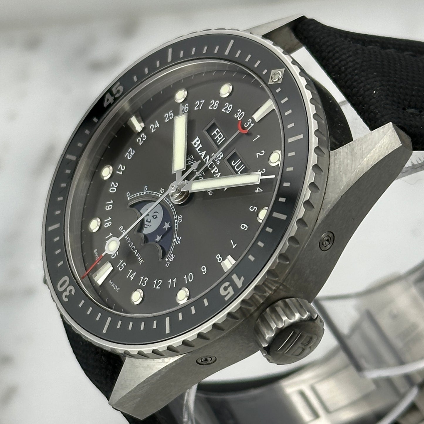 Blancpain Fifty Fathoms Bathyscaphe Quantième Complet Phases de Lune | 5054-1110-B52A