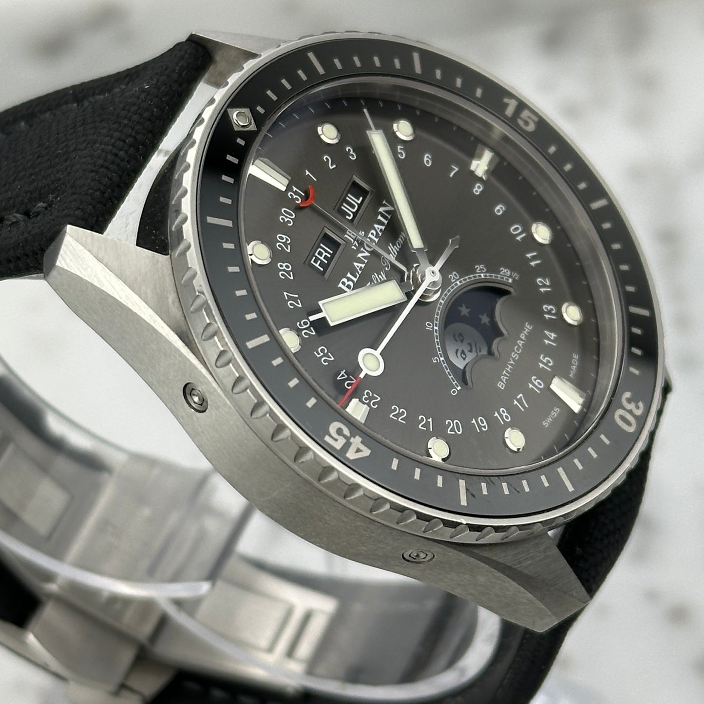 Blancpain Fifty Fathoms Bathyscaphe Quantième Complet Phases de Lune | 5054-1110-B52A