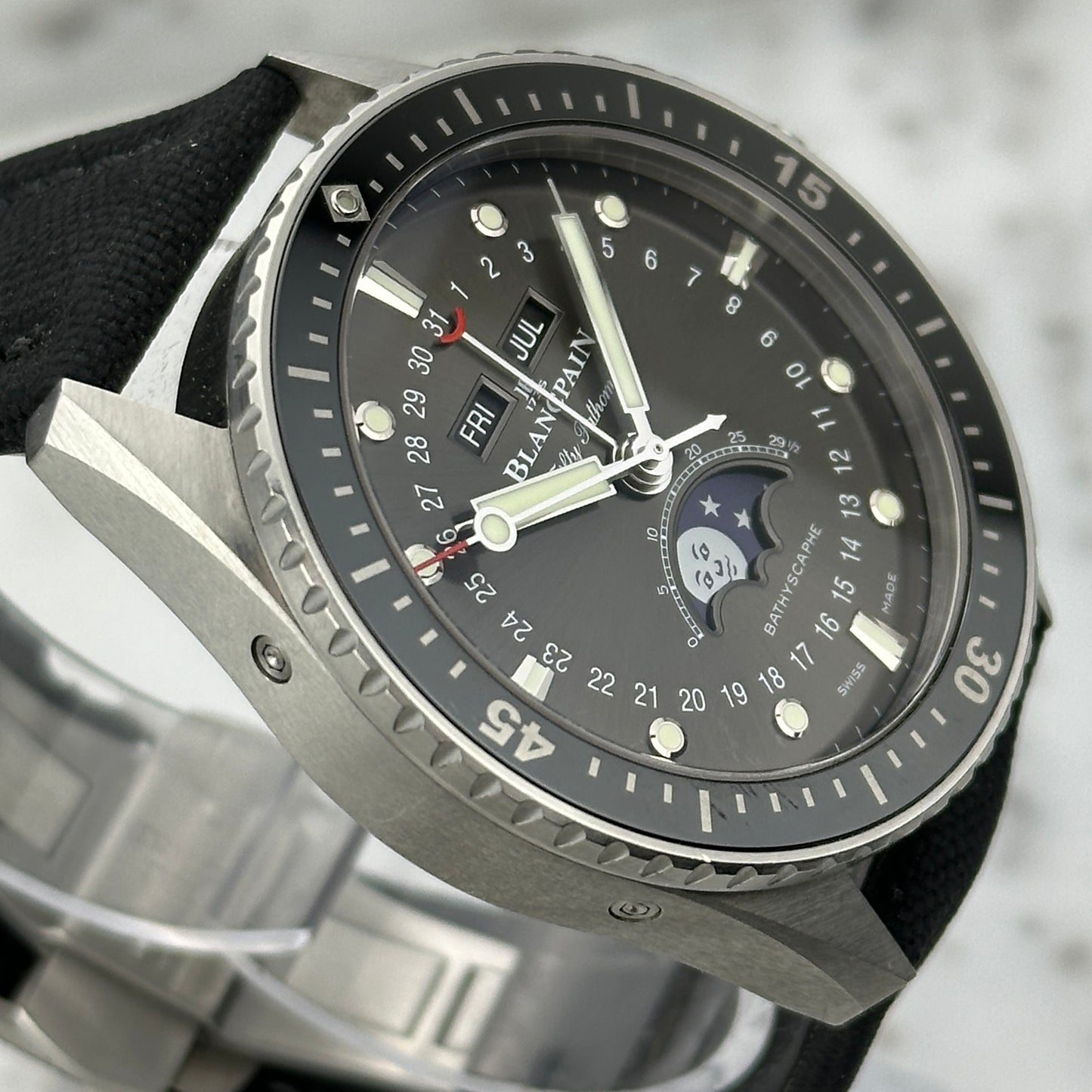 Blancpain Fifty Fathoms Bathyscaphe Quantième Complet Phases de Lune | 5054-1110-B52A