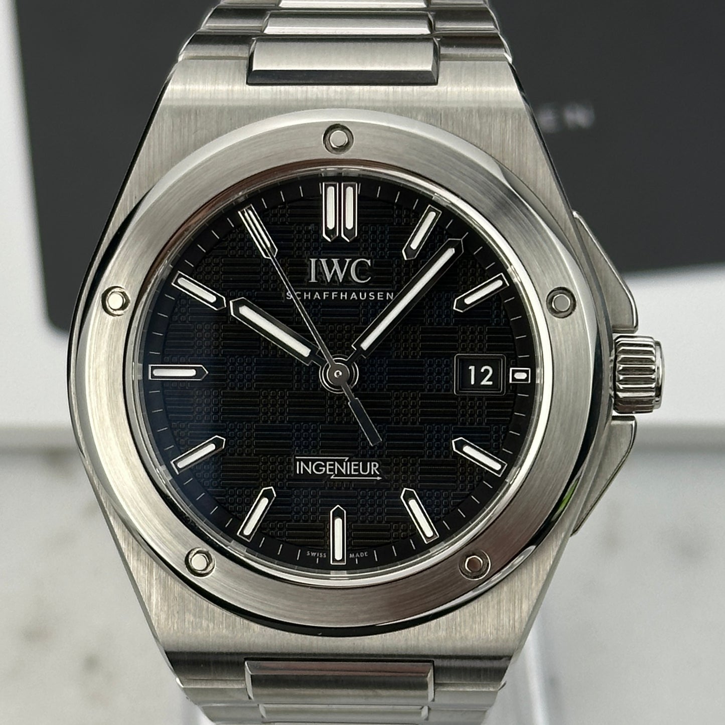 2025 IWC Ingenieur Black Dial | IW328901 | Full Set