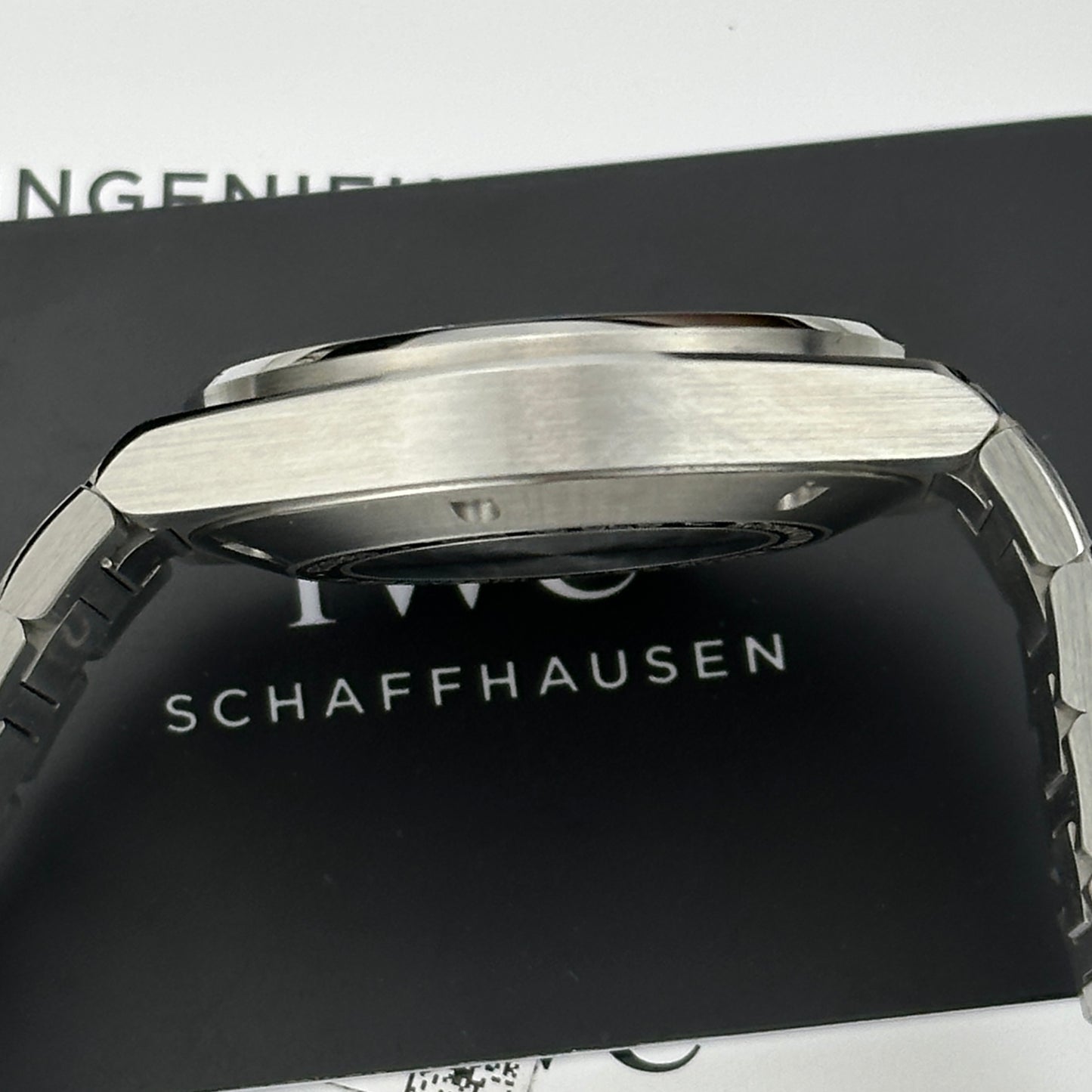 2025 IWC Ingenieur Black Dial | IW328901 | Full Set