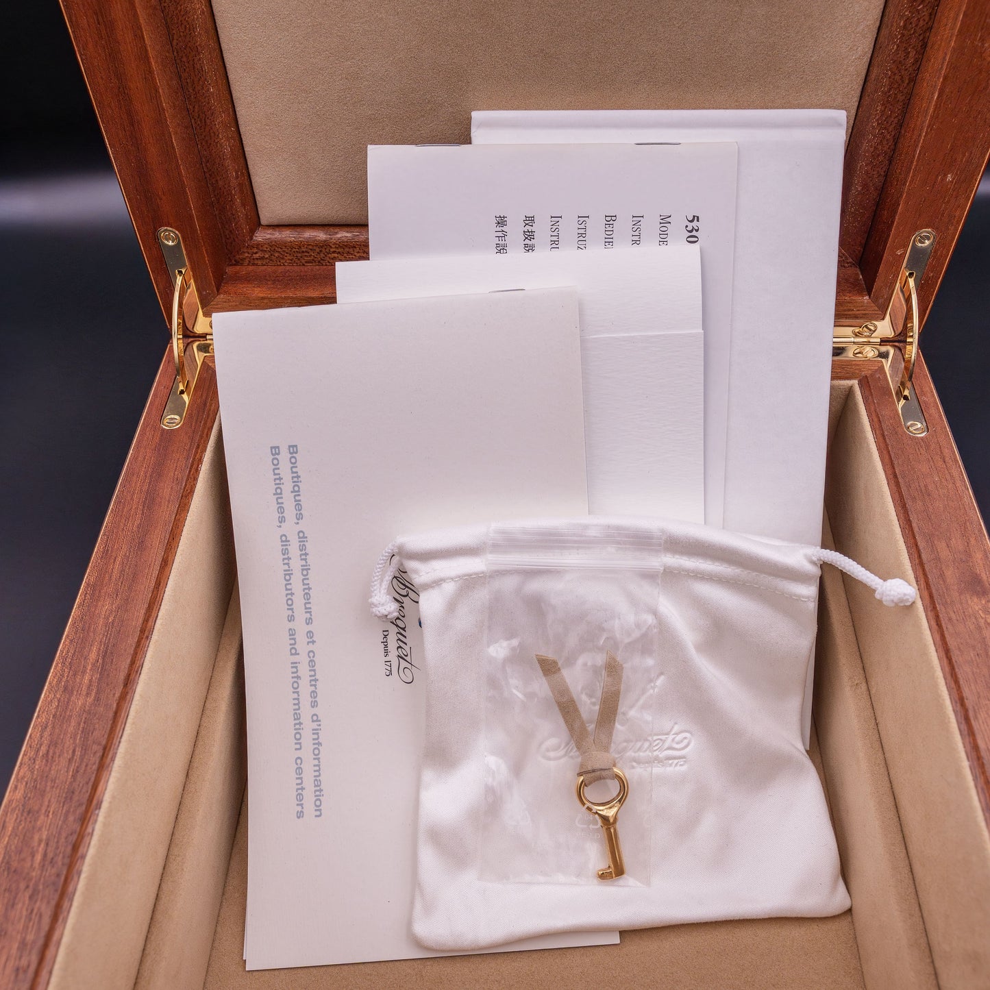 2011 Breguet Classique Tourbillon Regulator | 5307PT/12/9V6 | Full Set